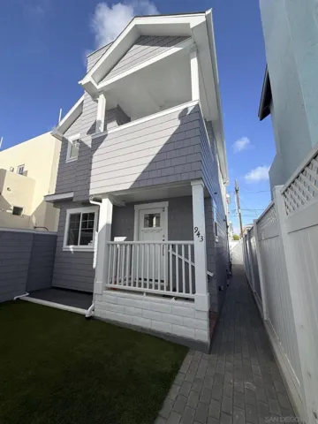943 F Ave, Coronado, California 92118