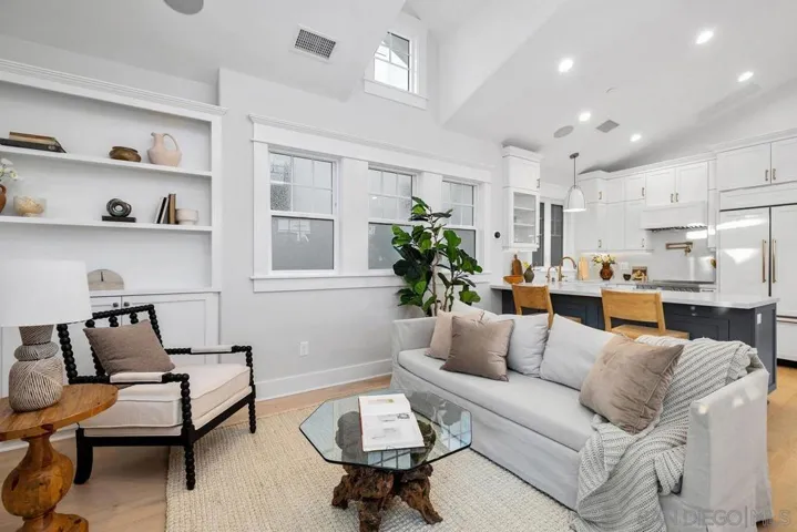 943 F Ave, Coronado, California 92118