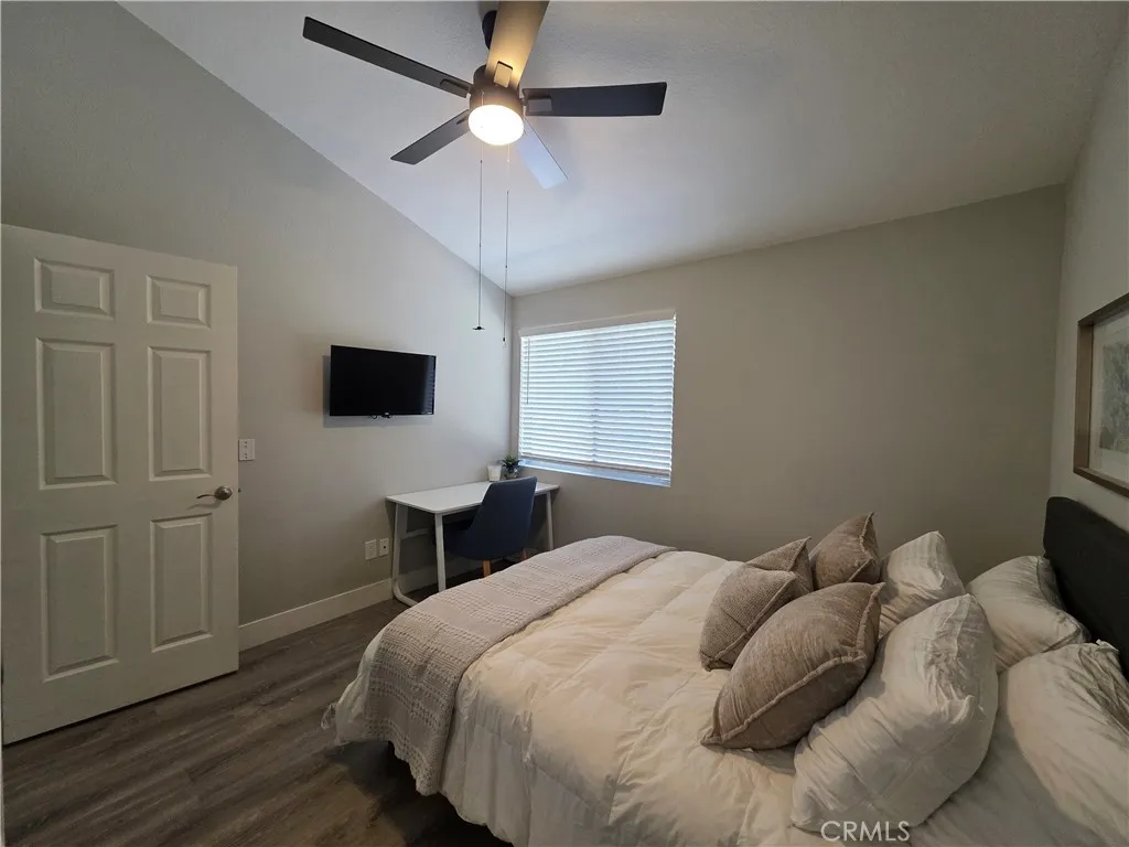 Bedroom 1 - furnished or un furnished