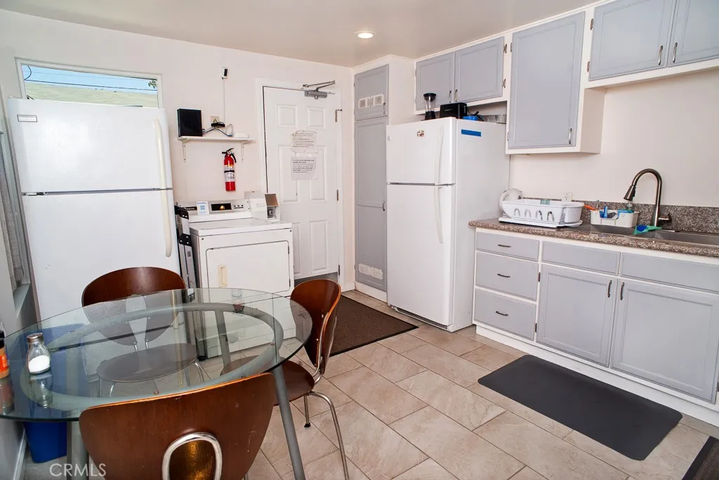 Kitchen apt 2