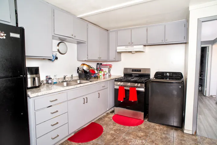 Kitchen apt 1