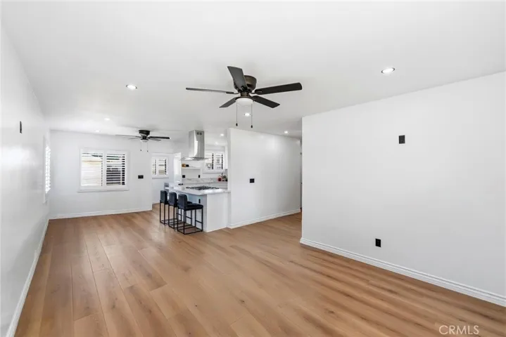 13339 Crocker, Los Angeles, California 90061