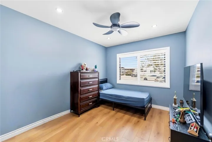 13339 Crocker, Los Angeles, California 90061