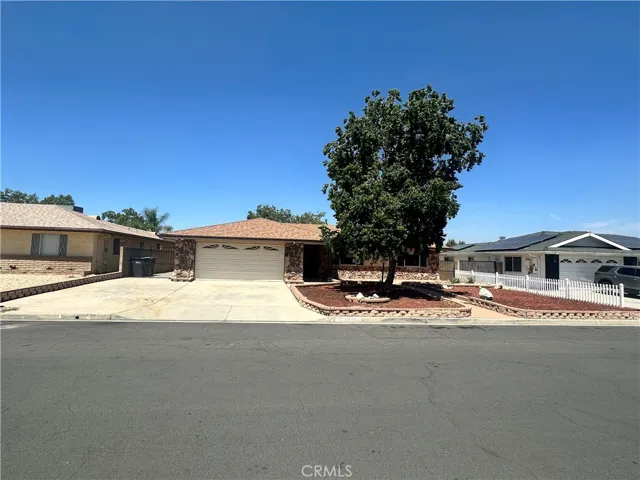 25121 Wagner, Hemet, California 92544