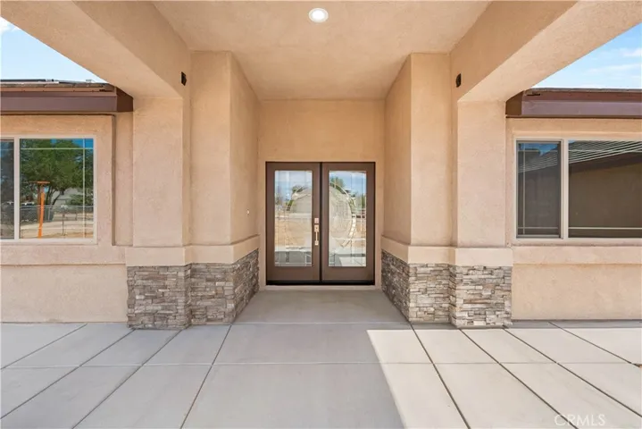 15162 Larch, Hesperia, California 92345