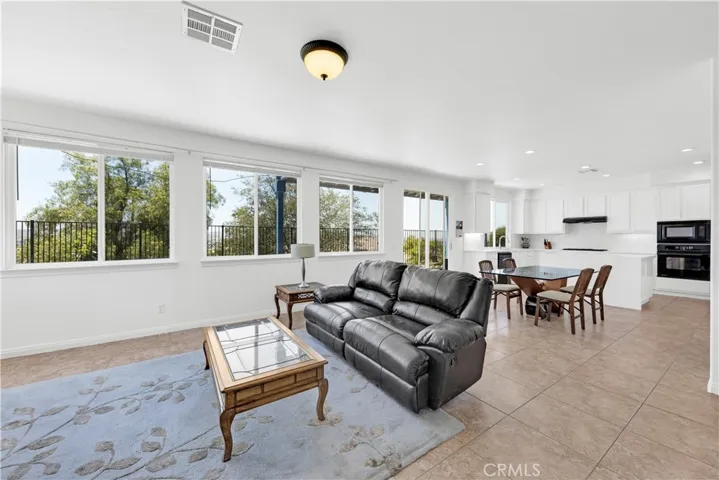 28195 Juniper Tree, Menifee, California 92585