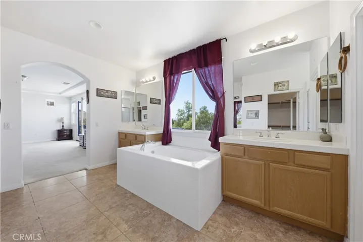 28195 Juniper Tree, Menifee, California 92585