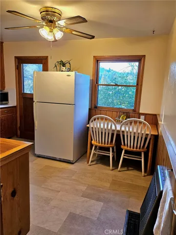 Table area in kitchen