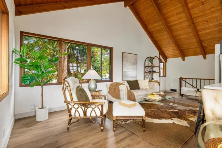 677 Taylor Street, Monterey, California 93940