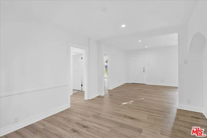 front unit living area
