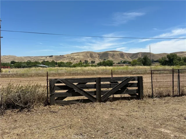 Fabulous views of the rolling hills and fields. Just gorgeous!!!