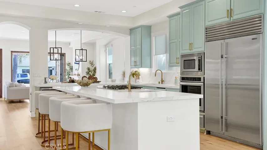209 6th, Seal Beach, California 90740
