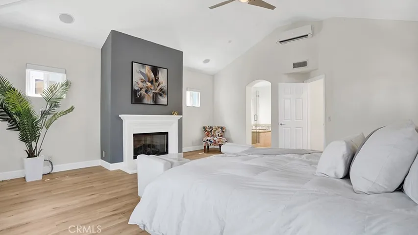 209 6th, Seal Beach, California 90740