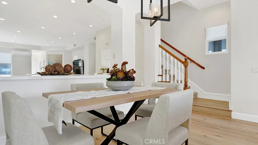 209 6th, Seal Beach, California 90740