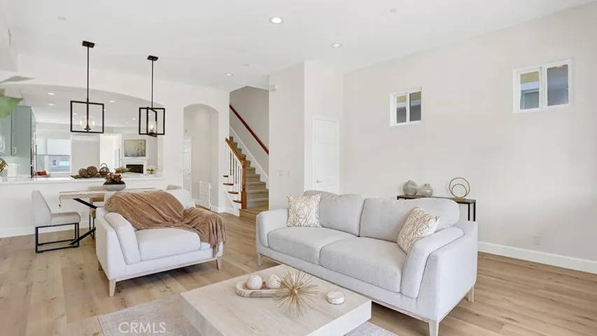 209 6th, Seal Beach, California 90740