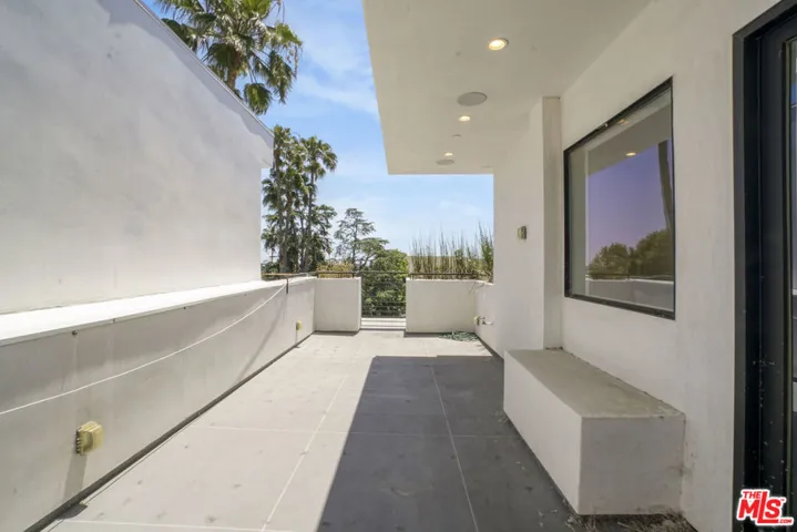 1447 N Martel Avenue, Los Angeles, California 90046