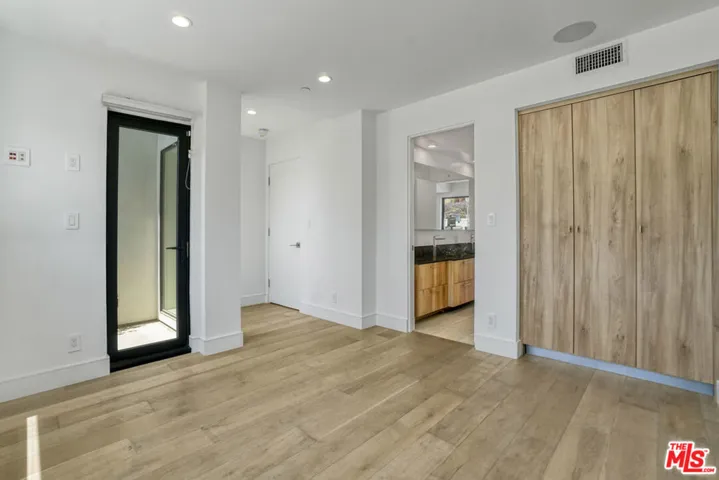 1447 N Martel Avenue, Los Angeles, California 90046