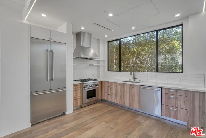 1447 N Martel Avenue, Los Angeles, California 90046