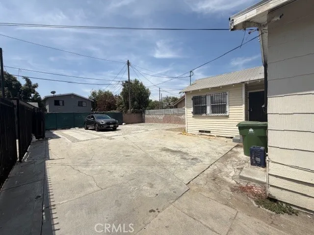 862 E 49th Street, Los Angeles, California 90011