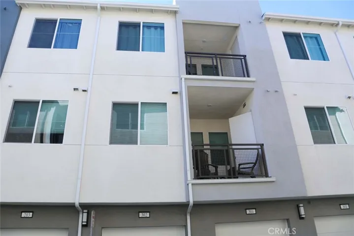 Top Floor Balcony