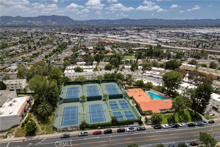9560 Via Bernardo, Burbank, California 91504