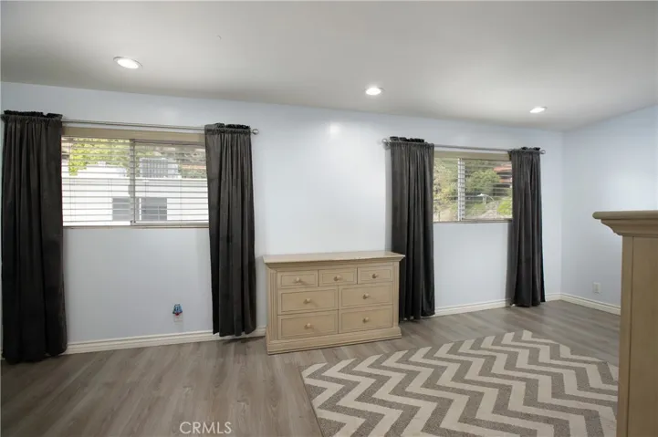 9560 Via Bernardo, Burbank, California 91504