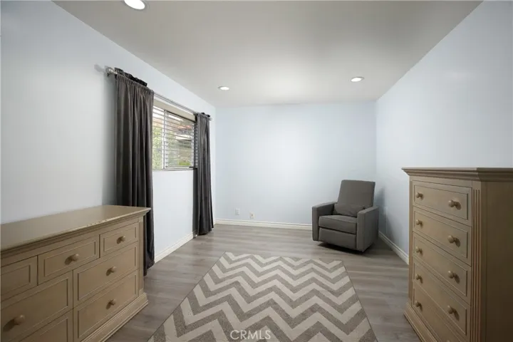 9560 Via Bernardo, Burbank, California 91504