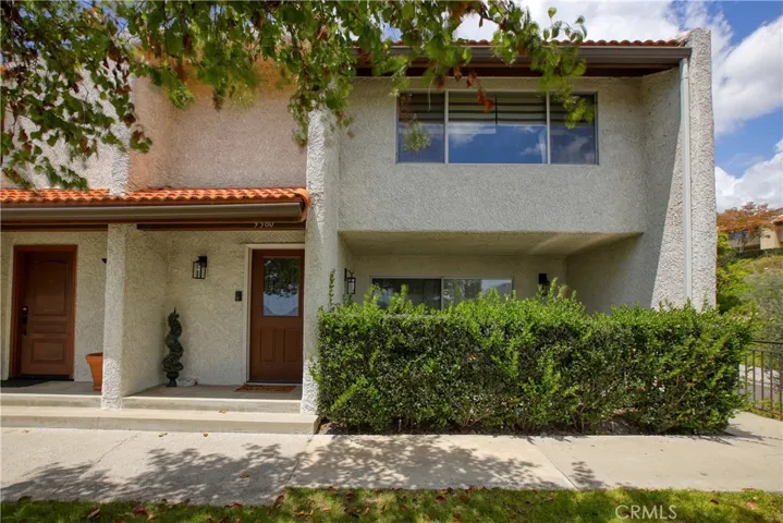 9560 Via Bernardo, Burbank, California 91504
