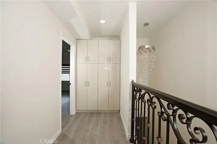 9560 Via Bernardo, Burbank, California 91504
