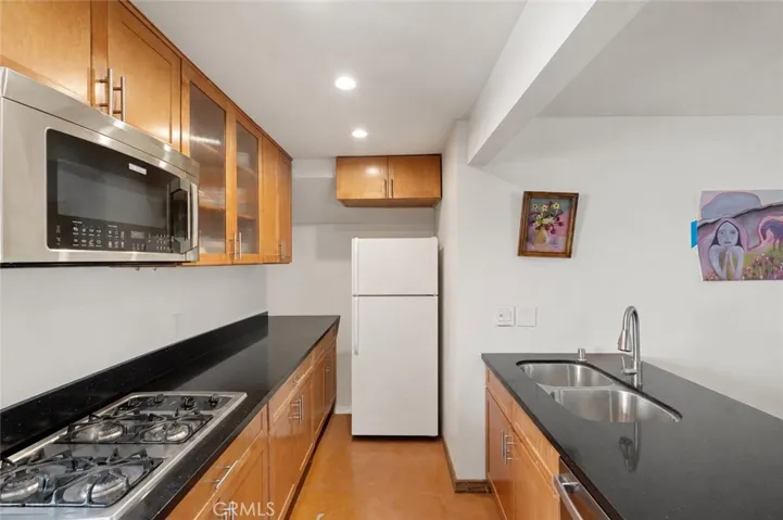 Downstairs level: Kitchen
