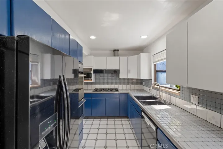 Upper Level: Kitchen