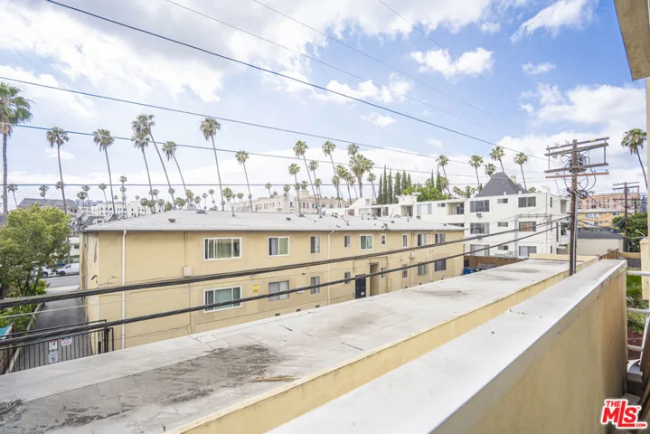 425 S Kenmore Avenue 311, Los Angeles, California 90020
