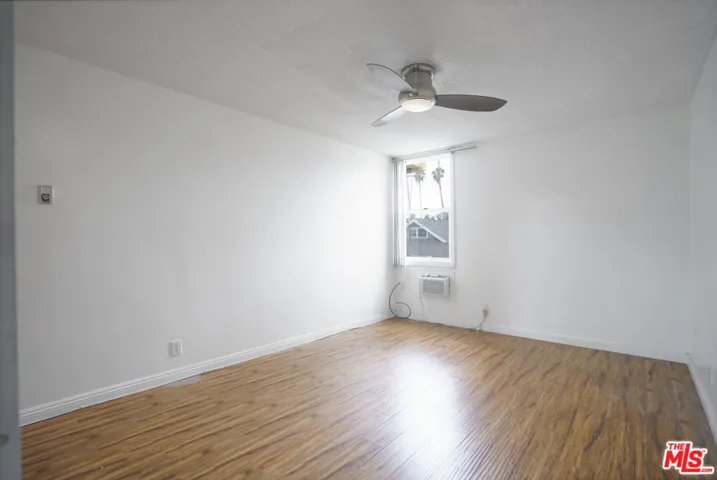 425 S Kenmore Avenue 311, Los Angeles, California 90020