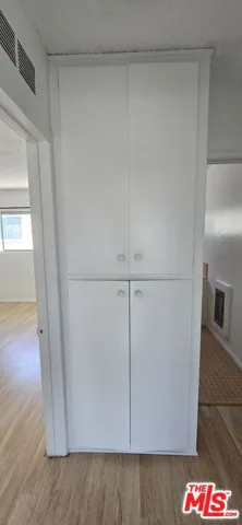 1308 N Poinsettia Place 8, Los Angeles, California 90046