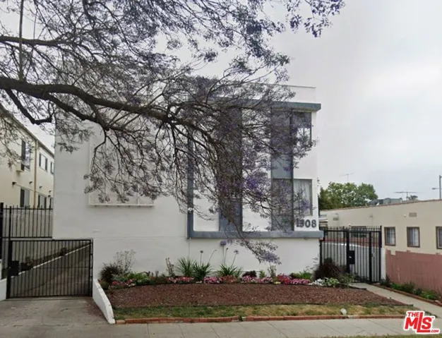 1308 N Poinsettia Place 8, Los Angeles, California 90046