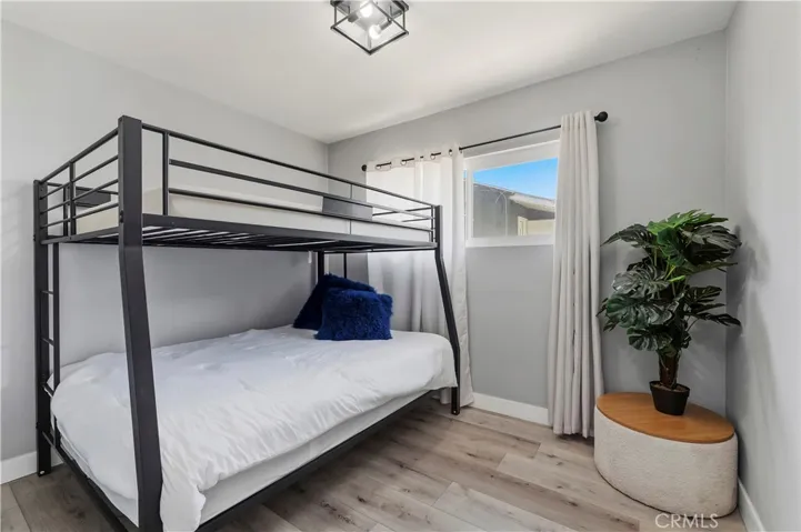 10925 Dalerose, Inglewood, California 90304