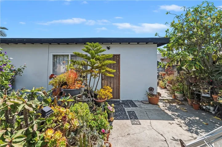 10925 Dalerose, Inglewood, California 90304