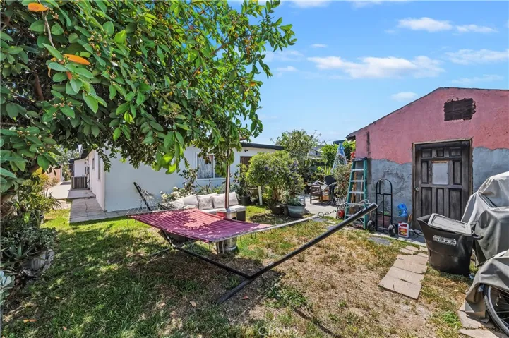 10925 Dalerose, Inglewood, California 90304