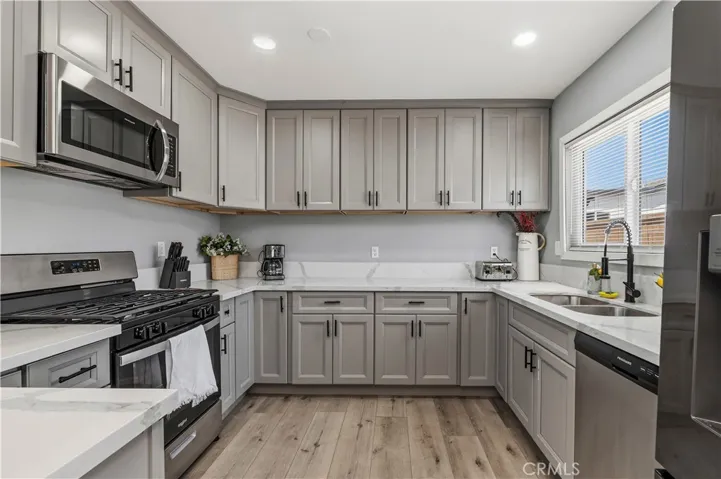 10925 Dalerose, Inglewood, California 90304