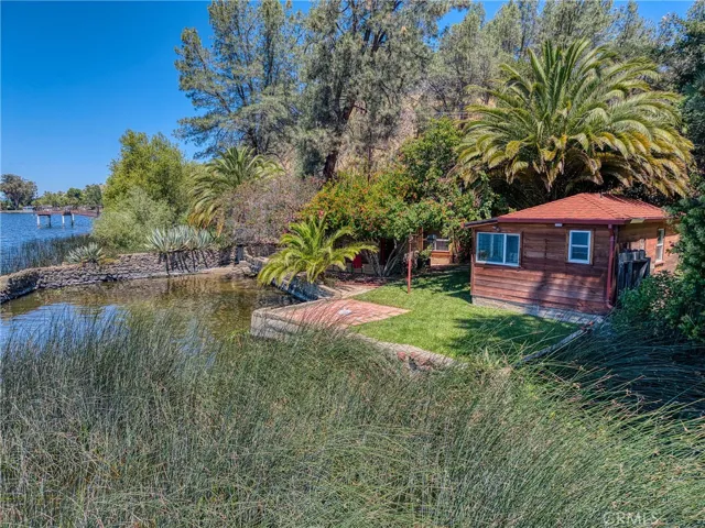 Welcome to 9865 E Hwy 20, Clearlake Oaks CA 95423