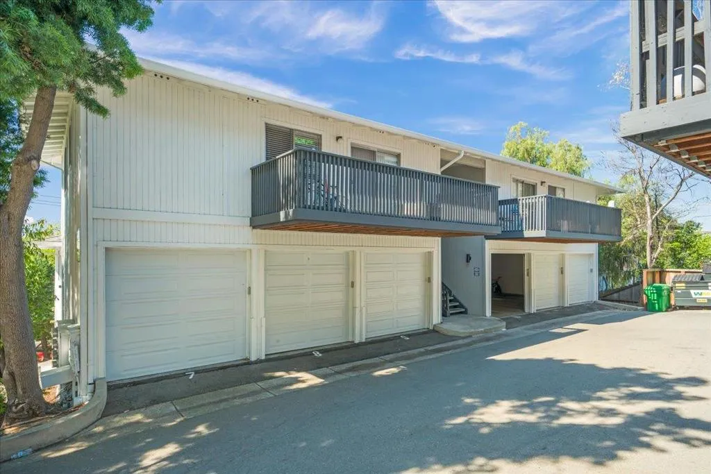 16424 Foothill Boulevard, Castro Valley, California 94578 — photo 4