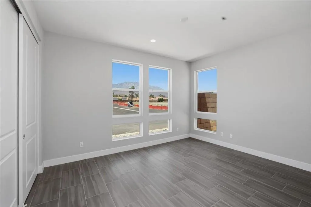 22-Bedroom 22-Bedroom