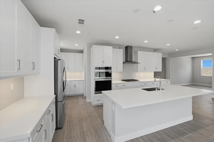 20-Kitchen