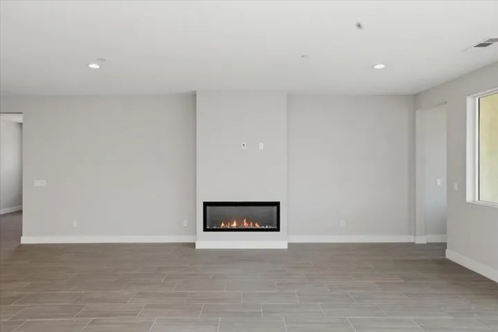 15-Living Area