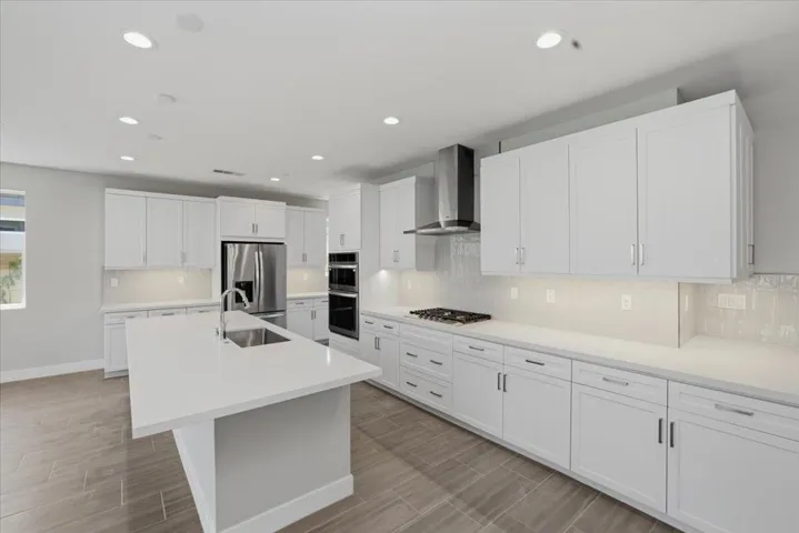 18-Kitchen