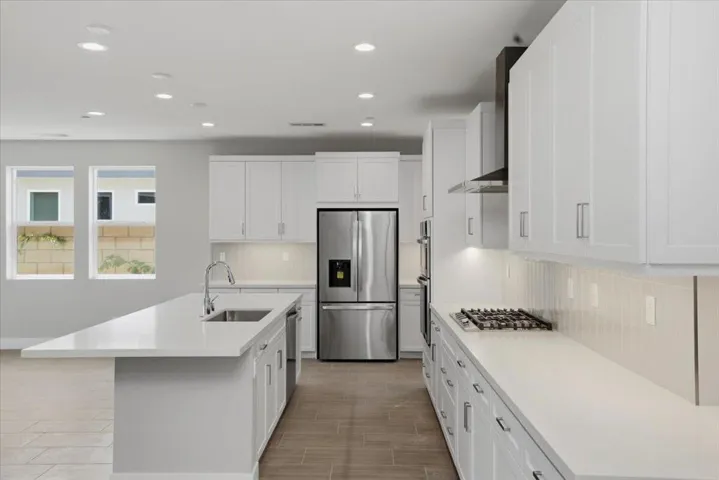 17-Kitchen