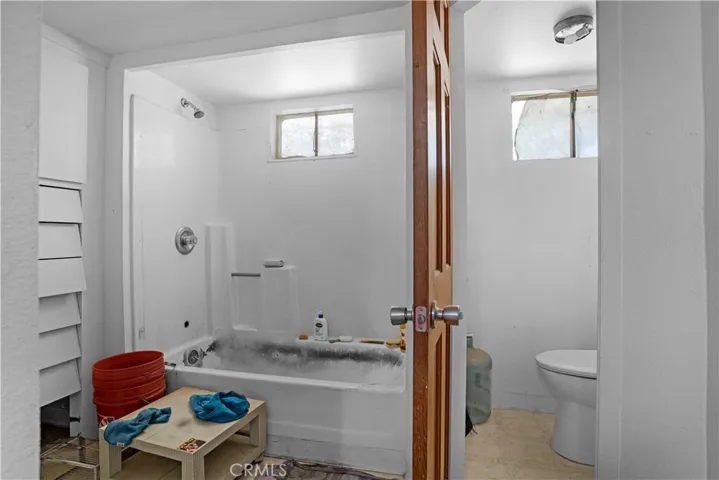 22740 Ramona, Nuevo, California 92567