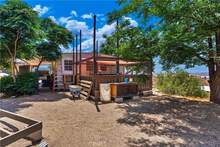22740 Ramona, Nuevo, California 92567