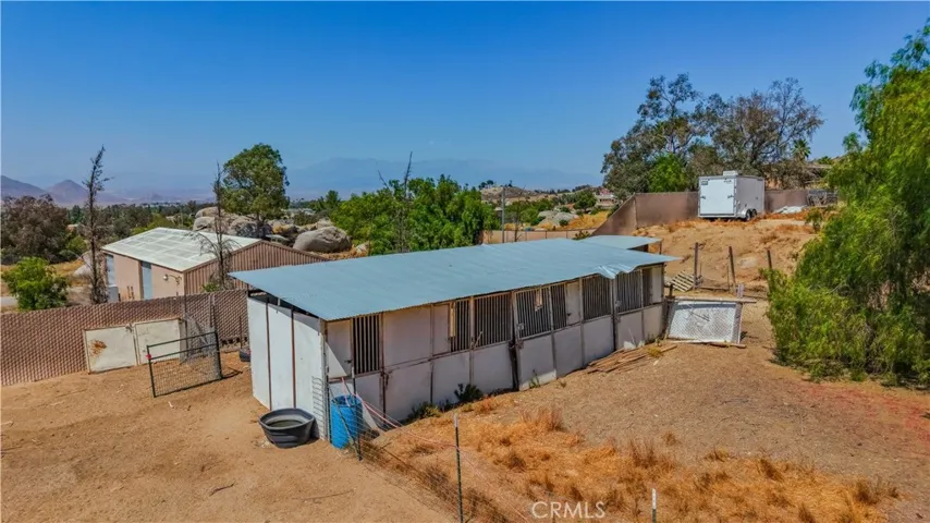 22740 Ramona, Nuevo, California 92567