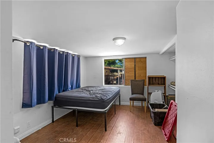 22740 Ramona, Nuevo, California 92567
